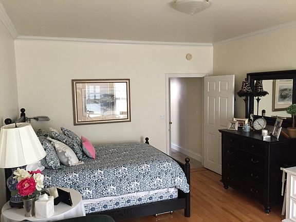 5th image of 160 Mallorca Way APT 2