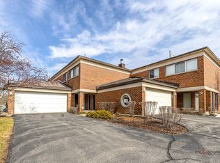 513 Kelburn Rd, Deerfield, IL 60015