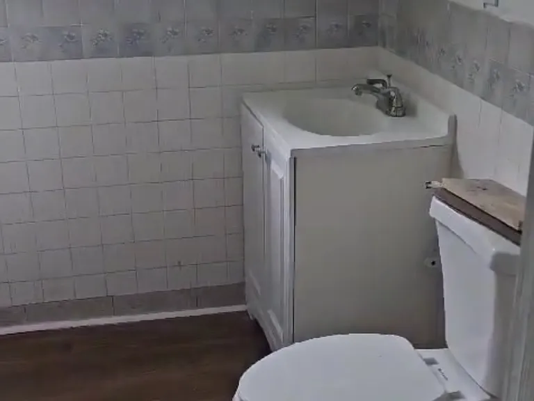 3309 Broadway Ave — Photo 6