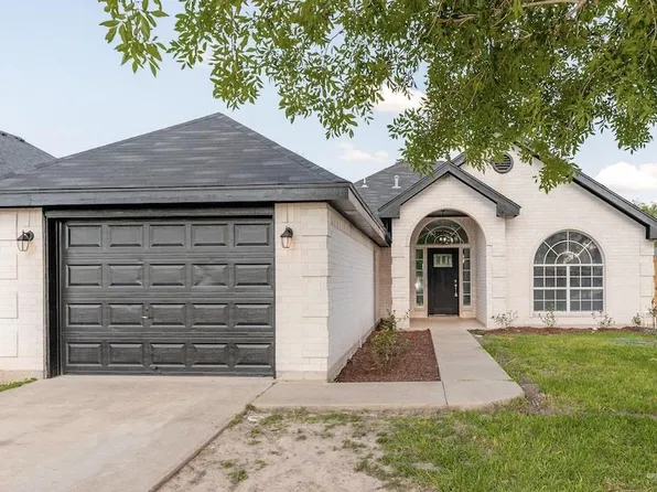 844 N 7th St, Alamo, TX 78516