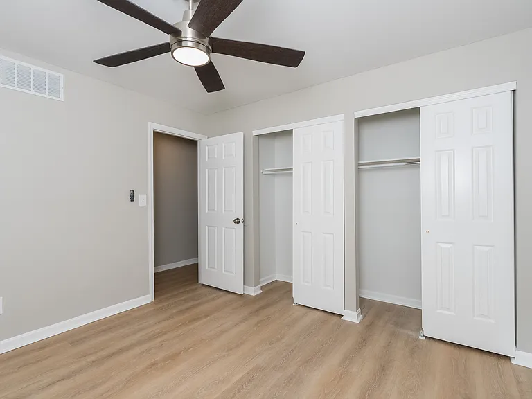 10 Kennedy Ct #B — Photo 22