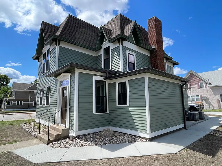 133 S Prairie Ave — Photo 22