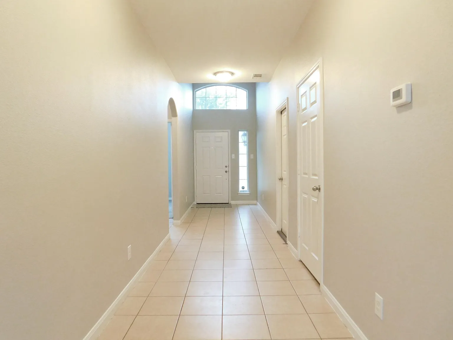 3 bed, 1491 sqft, $1,900 — Photo 3