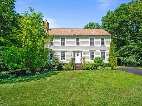 54 Beech Hill Road, Exeter, NH 03833