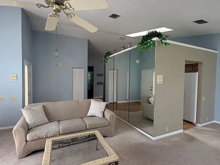 8439 Pavilion Dr — Photo 8