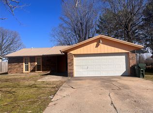 2502 Daniel Blvd, Muskogee, OK 74403