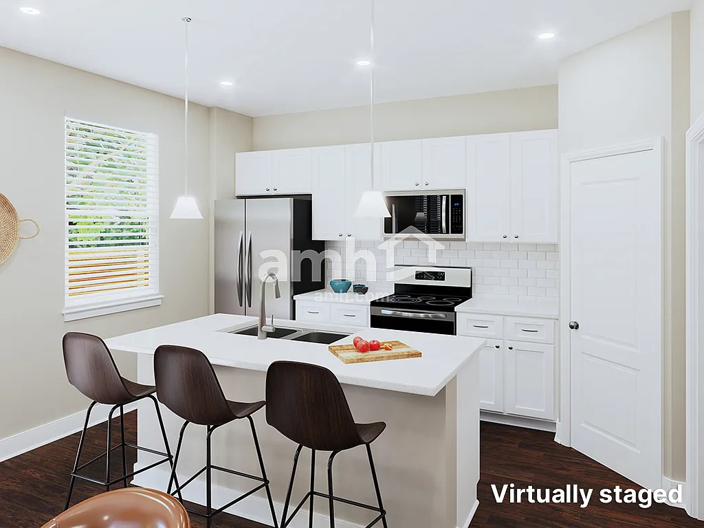 3 bed, 2.5 bath, 1685 sqft, $2,210 — Photo 4