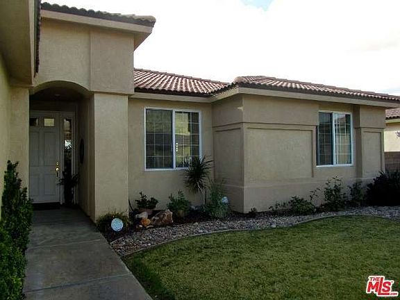 2nd image of 65057 S Cliff Cir