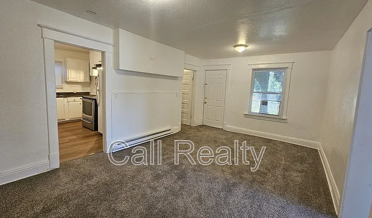1701 E Desmet Ave — Photo 5