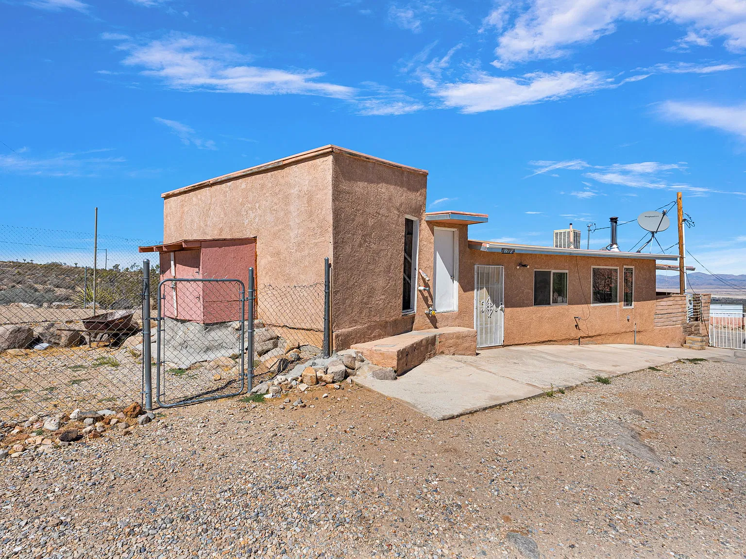 32730 Garnet Rd — Photo 1