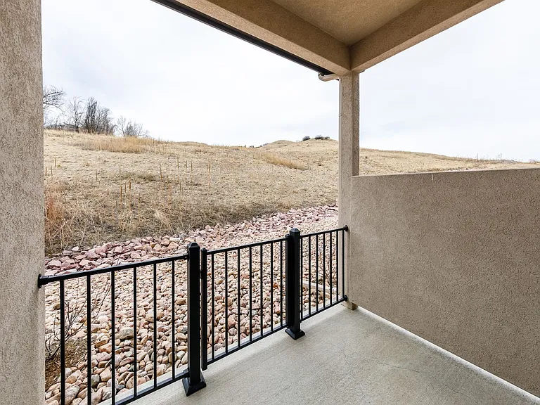 5722 Villa Lorenzo Dr — Photo 33