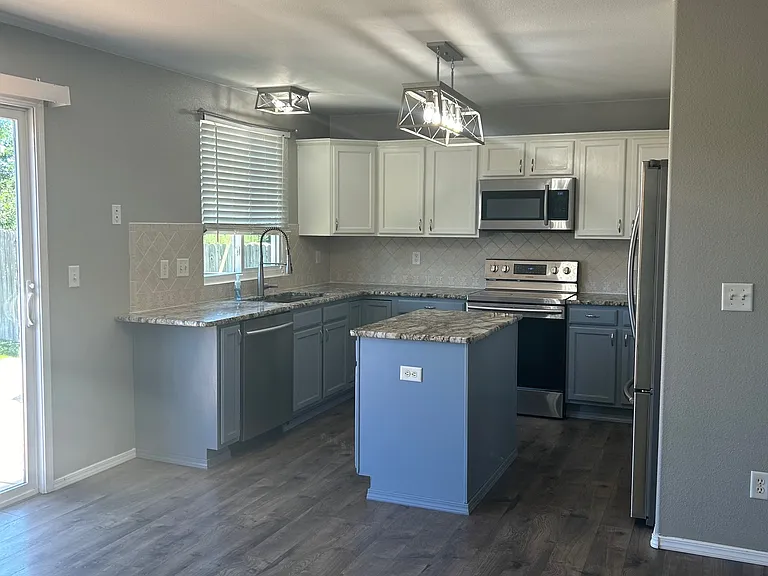 3595 Heather Glen Dr — Photo 7