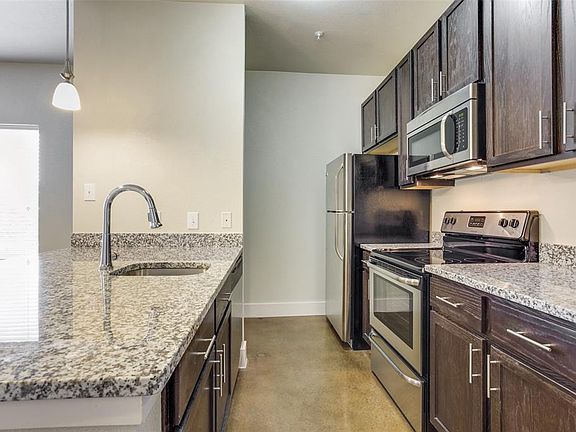 3rd image of 3221 Elihu St #212