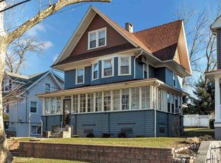 303 Carmita Ave, Rutherford, NJ 07070