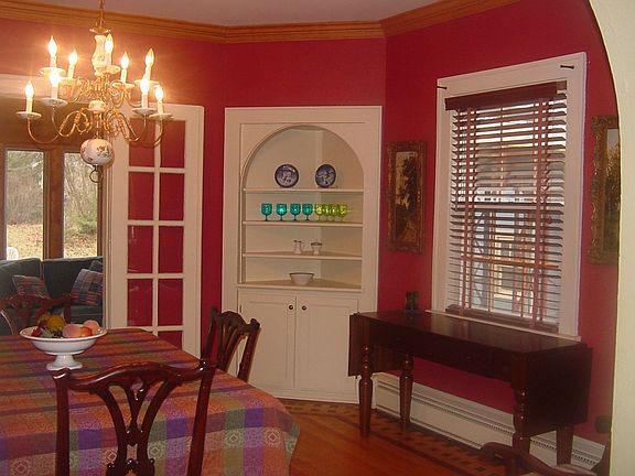 and hardwood oak floors with maple & cherry accents.