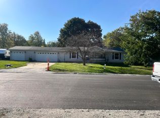 3048 Vineland Ave, Burton, MI 48519