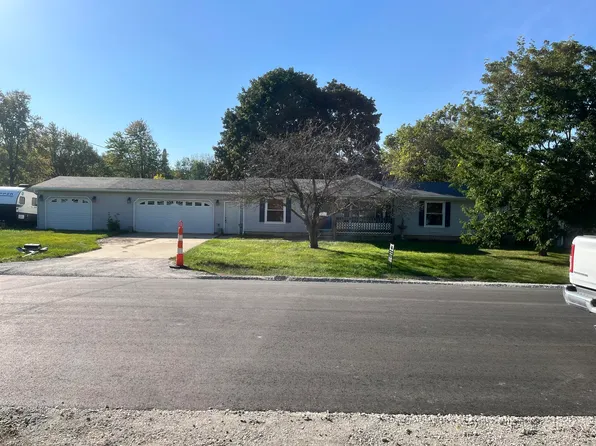 3048 Vineland Ave, Burton, MI 48519