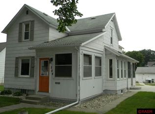 204 Elm St NW, Sleepy Eye, MN 56085