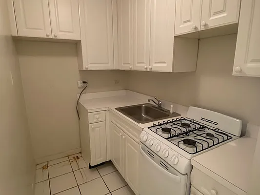 Rented by REAL New York | media 10