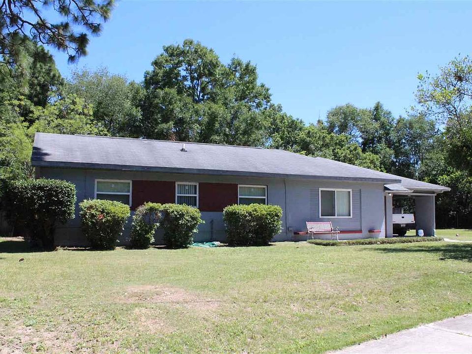 1st image of 703 Boxwood Dr