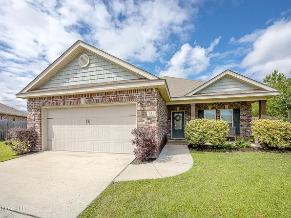 141 Clear Springs Cir, Ocean Springs, MS 39564