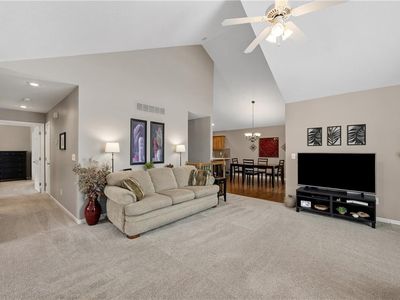 15212 S Greenwood St Suite 2001, Olathe, KS, 66062