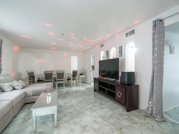 1910 W BELMONT Avenue, Phoenix, AZ 85021