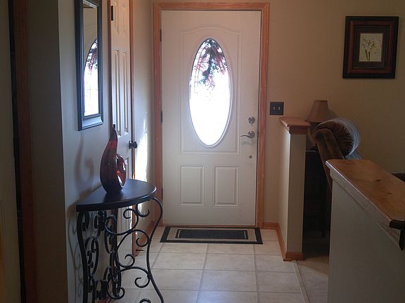Entry way 