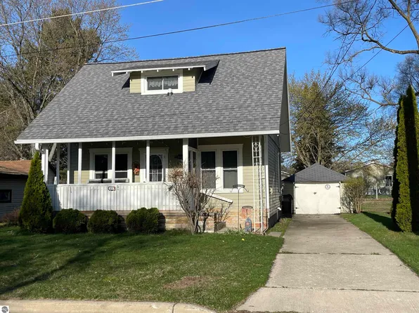 429 Allen St, Cadillac, MI 49601