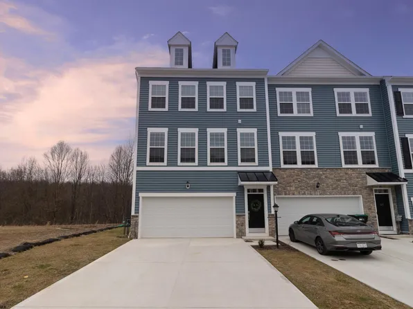 55 Dover Ct, Bridgeport, WV 26330