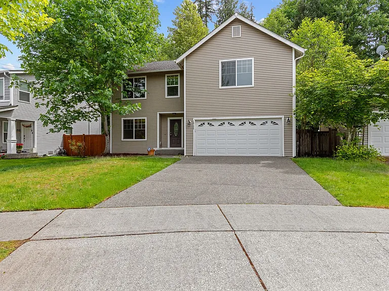 19125 14th Dr SE — Photo 1