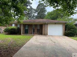 418 Carroll Ave, Wake Village, TX 75501