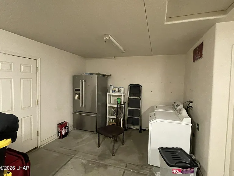 1071 Rolling Hills Dr — Photo 11