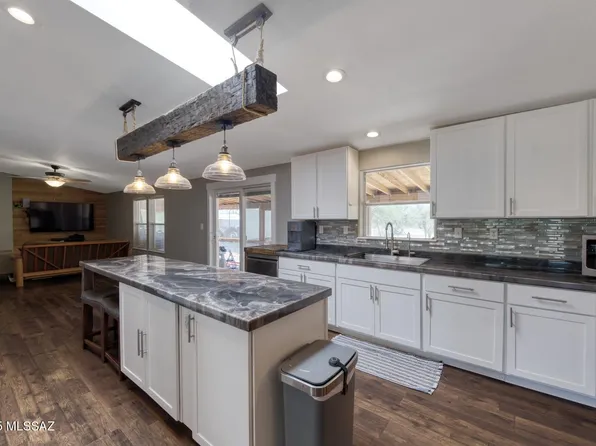 1321 E Morris Ln, Benson, AZ 85602