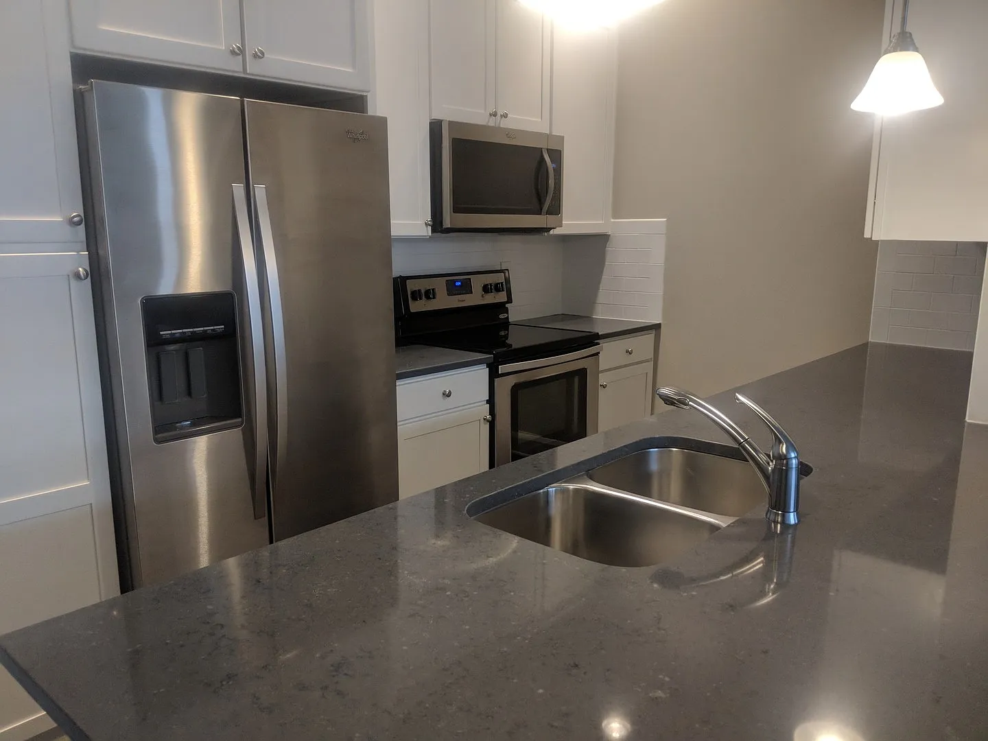1378 King Avenue — Photo 2