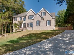 115 Shadow Ridge Dr, Madison, AL 35758