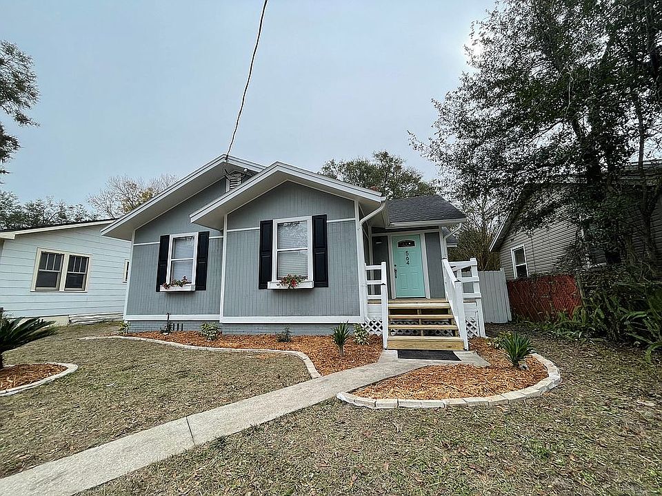 1st image of 564 Chestnut Dr