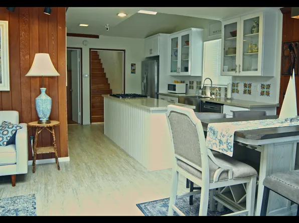 (undisclosed Address), San Diego, CA 92109