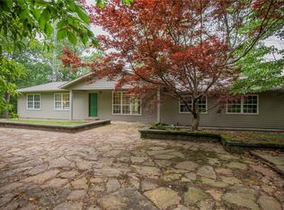 233 White Oak Dr, Springdale, AR 72762