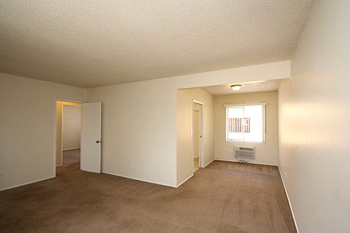 2nd image of 1416 New Ave APT F