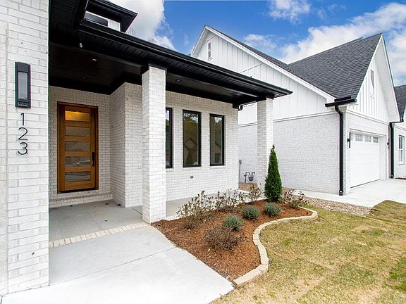 4th image of 123 Kinley Loop