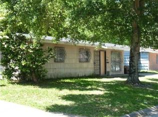 1320 Cactus Dr, Lake Charles, LA 70607