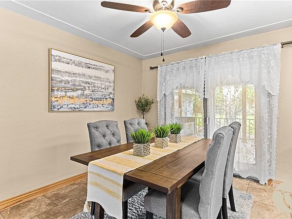4th image of 1801 Colton Blvd