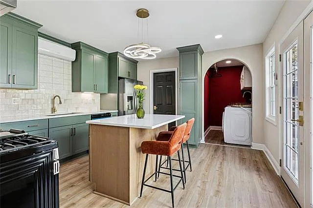1324 Cambronne St #101 — Photo 5