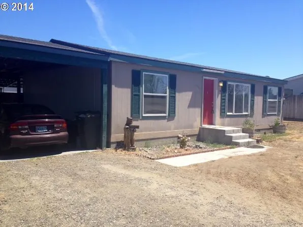 885 Brandon St, Irrigon, OR 97844
