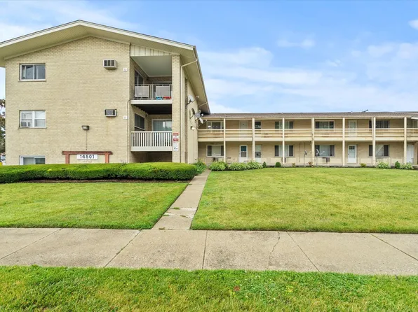 14501 Keystone Ave APT 8, Midlothian, IL 60445