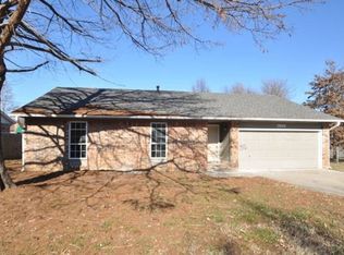 1800 E Eton St, Fayetteville, AR 72703