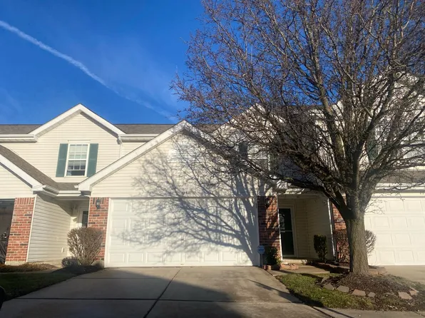 223 Homeshire Cir #44, Wentzville, MO 63385