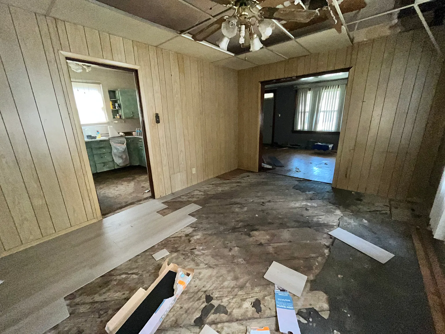 2 bed, 1320 sqft, $875 — Photo 3