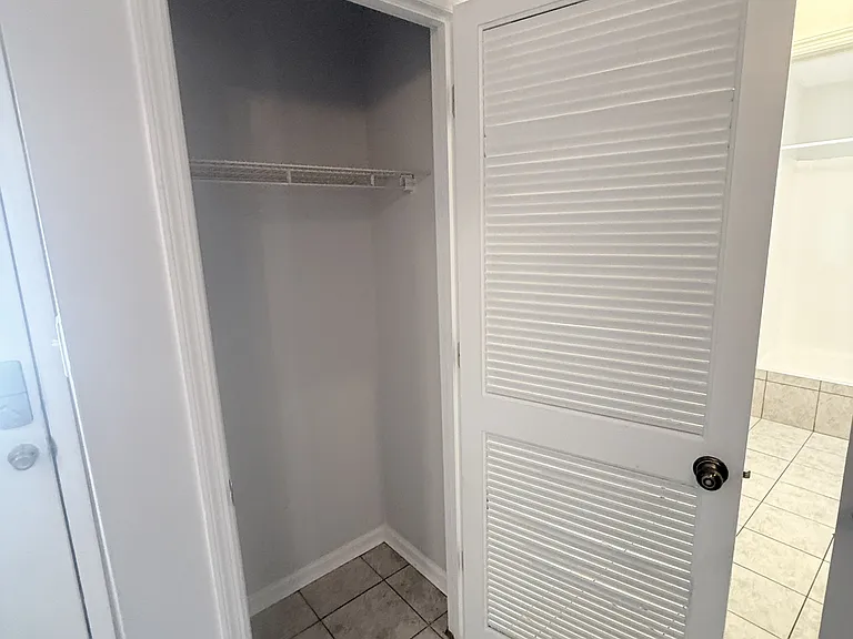 1025 Carolina Rd #W1 — Photo 12
